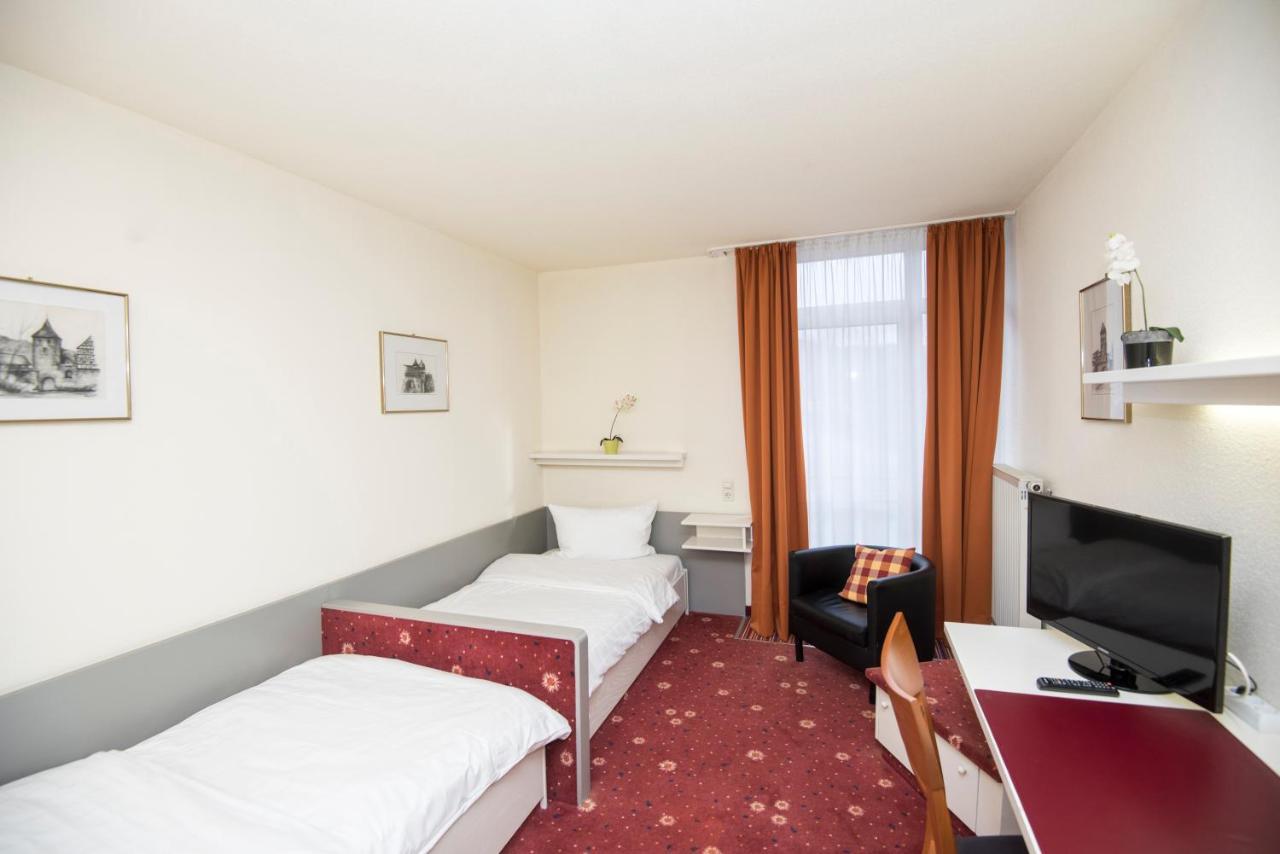 Akzent Hotel Hoehenblick Muehlhausen im Taele Exterior foto