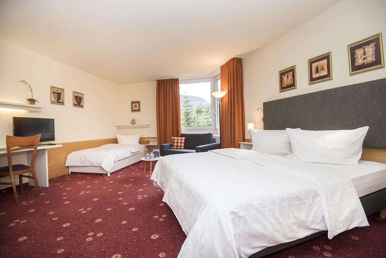 Akzent Hotel Hoehenblick Muehlhausen im Taele Exterior foto
