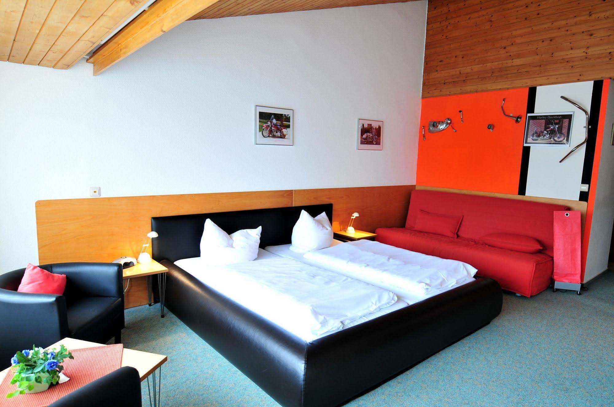 Akzent Hotel Hoehenblick Muehlhausen im Taele Exterior foto