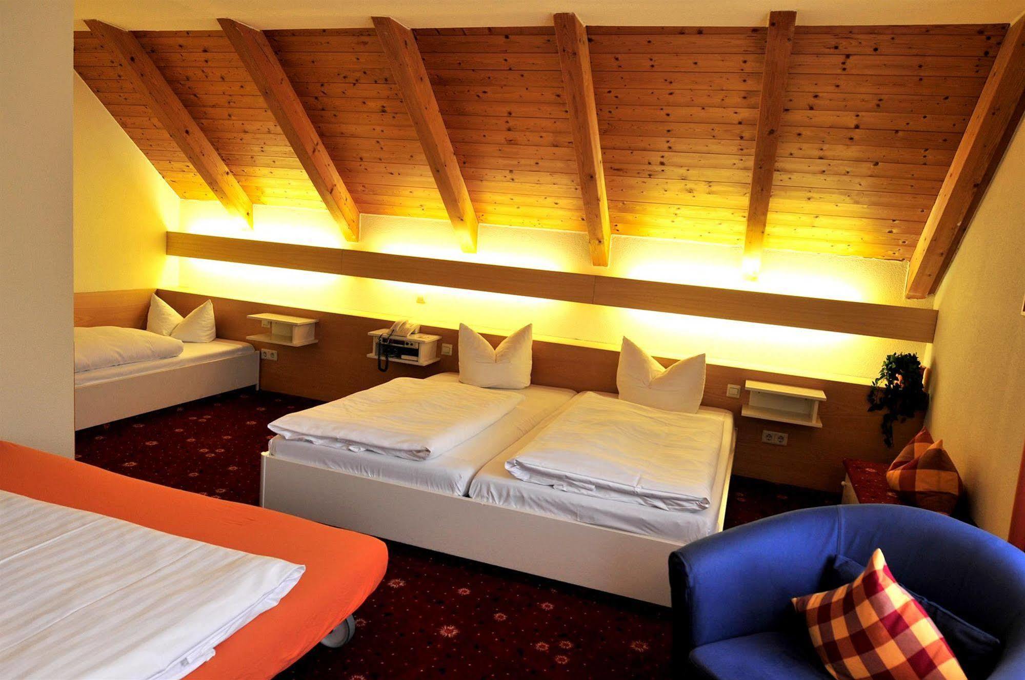 Akzent Hotel Hoehenblick Muehlhausen im Taele Exterior foto